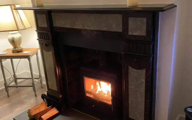 Cosy 2 Bedroom House