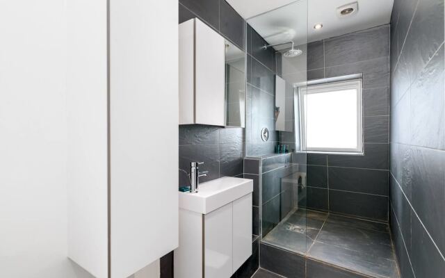 Trendy 1Br Home In Islington With Balcony