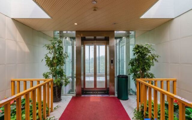 Friday Holiday Hotel (Jiaozuo Xinfeng Er Street)