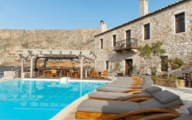 Kyrimai Hotel