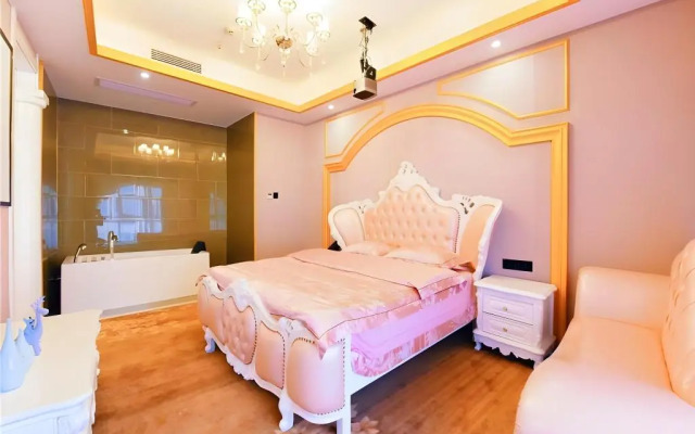 VX Wuxi Jiangyin High-tech Zone Panlongshan Park Hotel