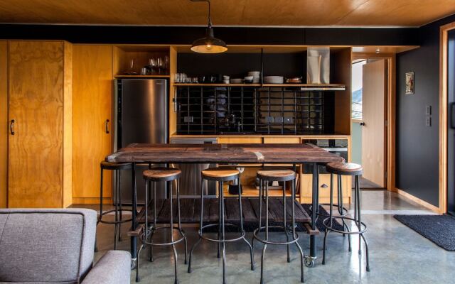 Award Winning Architecturally Designed Pad