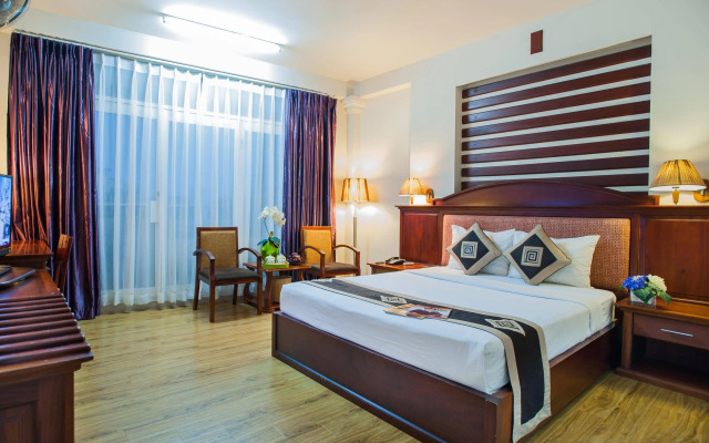 Park View Luxury Hotel