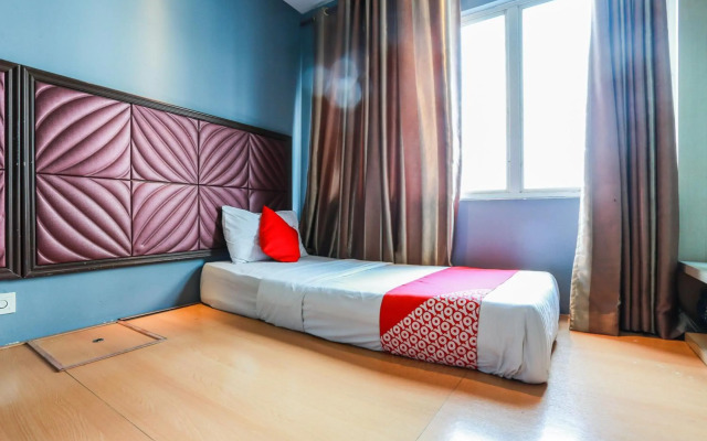 OYO 90894 Hotel Smc I-city