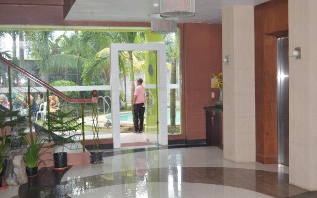 Hotel Camila 2