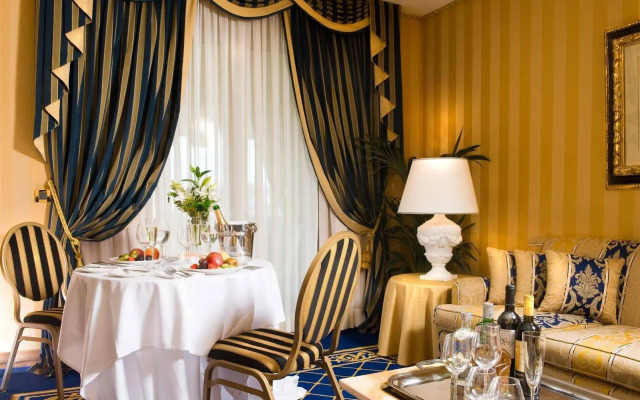 Отель Royal Olympic 