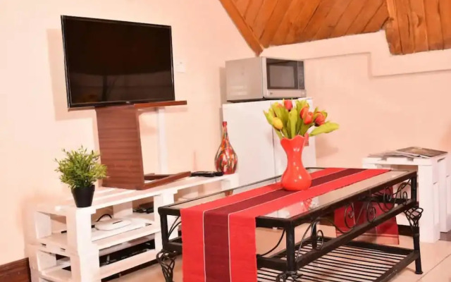 Sherry Homes Zuri Studio