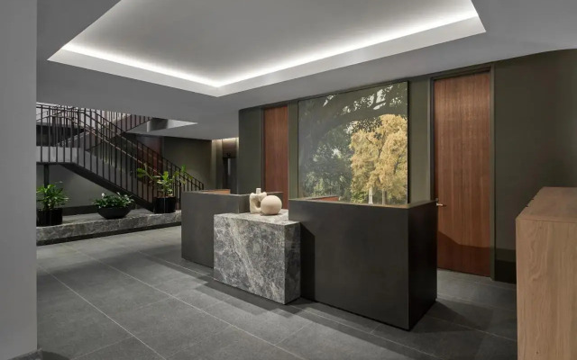 Courtyard By Marriott Melbourne Flagstaff Gardens