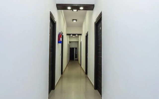 Capital O Noida Homestay 36