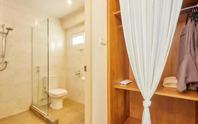 Talay Hotel & Villa