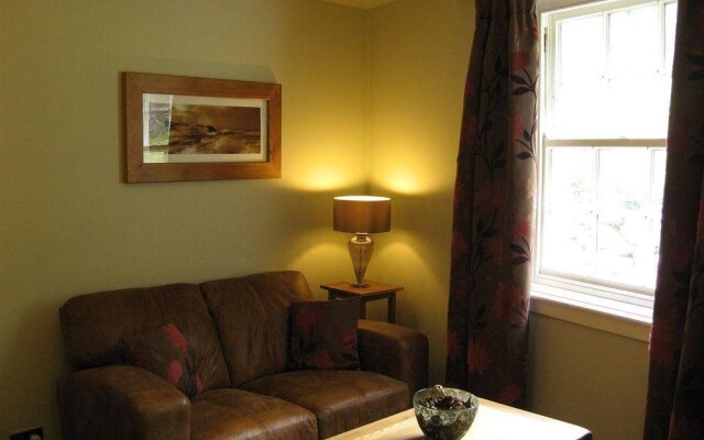 Temple Hotel Limited - Guest House