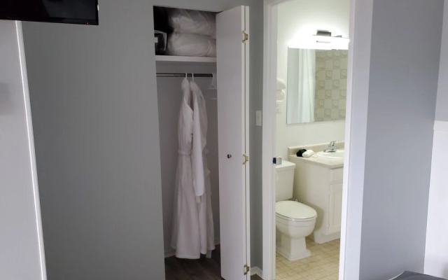 Celadon Lodge
