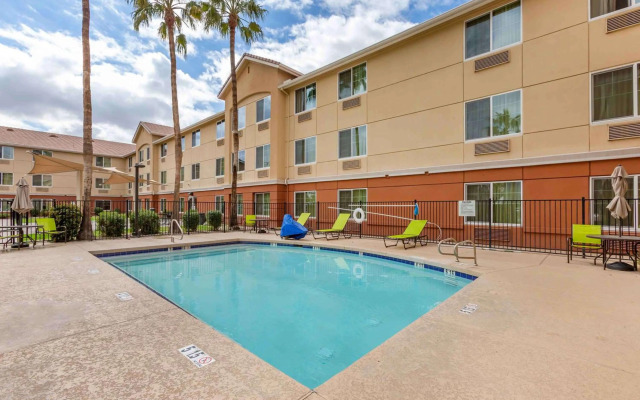Extended Stay America Suites Phoenix Midtown