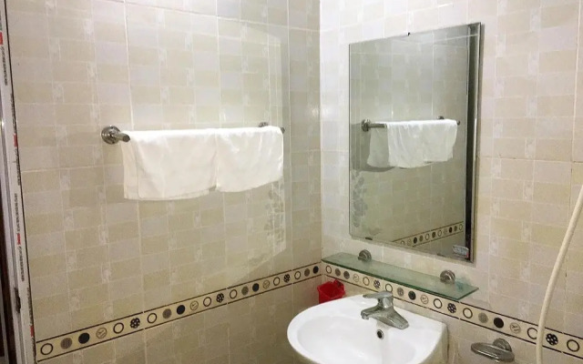 Room in House - Ha Giang Paradise Hostel & Tours