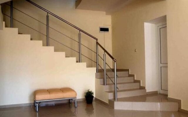 Paracels Hotel