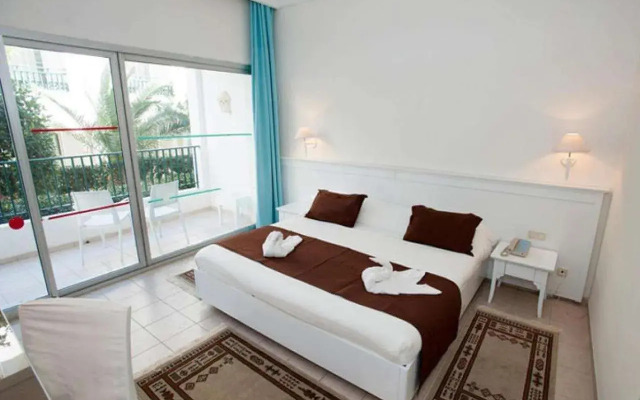 Soviva Resort - Families Only