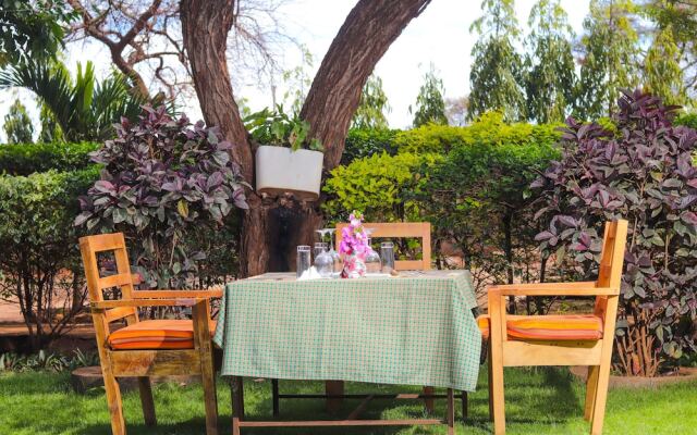 River Lumi Resort - Taveta