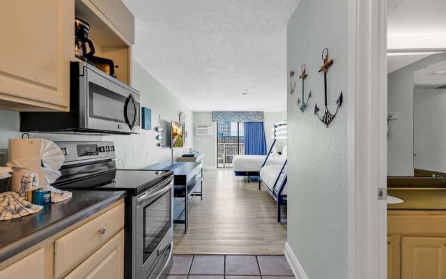 Oceanview Studios at Seamist Driftwood