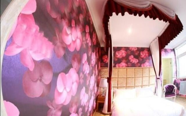 Yepu Night Theme Hotel- Dalian