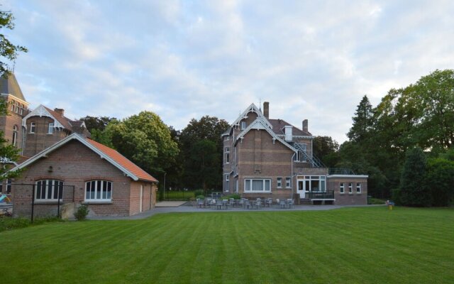 Luxurious Villa in Venray With Garden