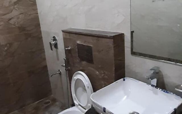 Hotel  Savera Palace