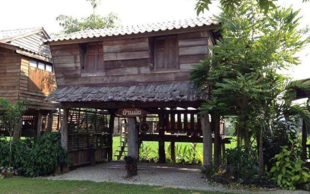 Khum Tai Lue Resort