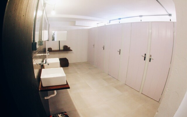Lagoa Nômade Hostel