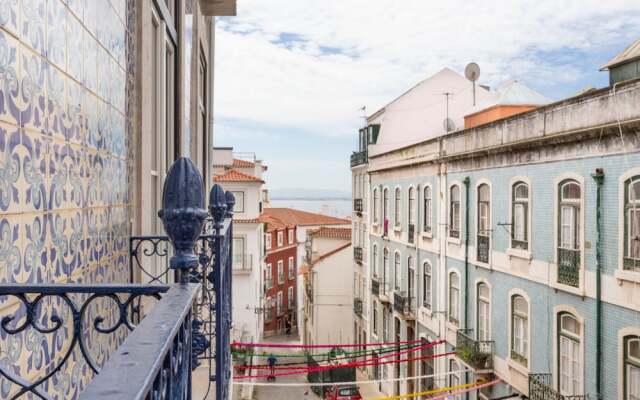 Alfama Design Suites Guesthouse