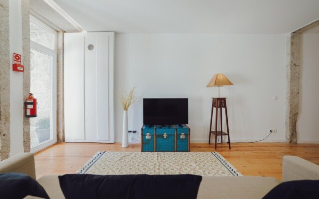 Porto Modern Downtown Apartment A With Terrace