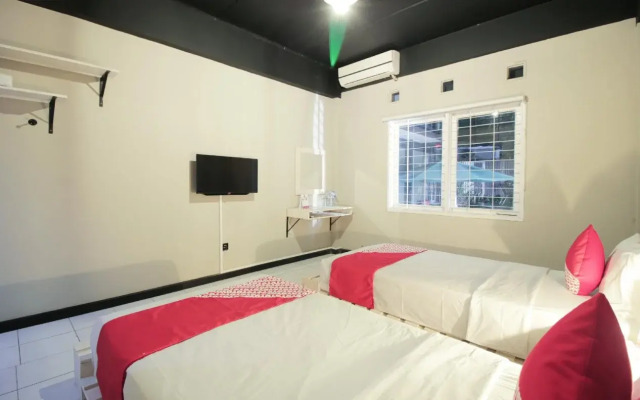 OYO 260 Home 33