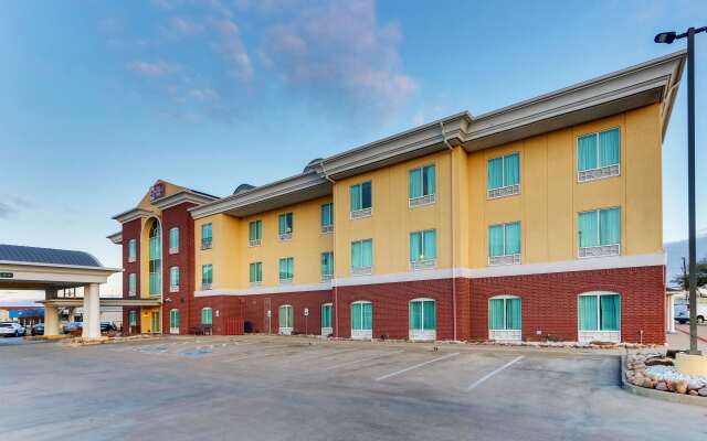 Best Western Plus Woodway Waco South Inn & Suites