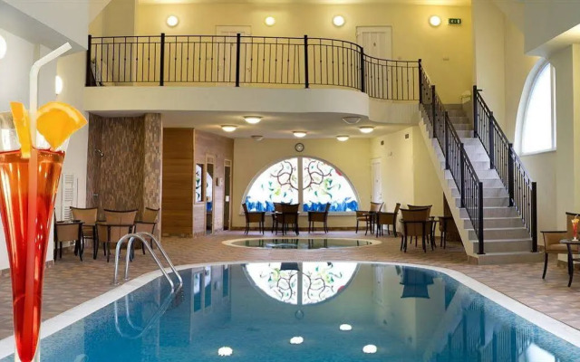 Centrál Hotel