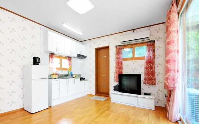 The Tree in the Lake