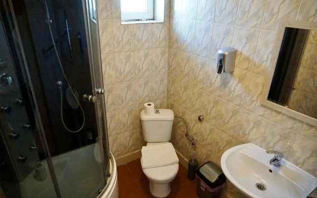 Alfredo Hostel