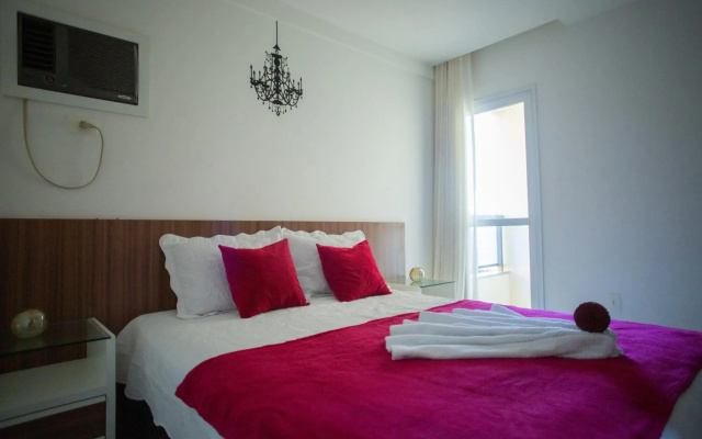 Apartamento de 3 Quartos - Em frente à Praia das Virtudes!