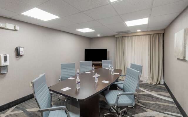 Best Western Plus Russellville Hotel & Suites