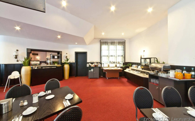 Hotel Maxim Dusseldorf City