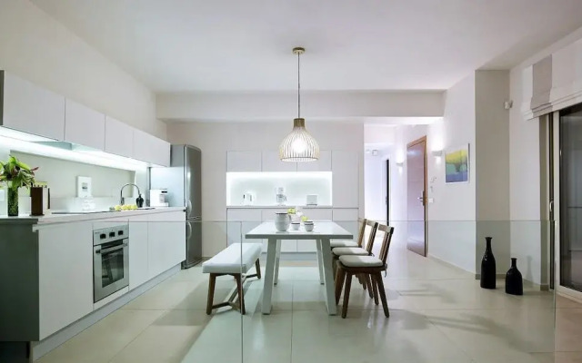 Adeste Villas
