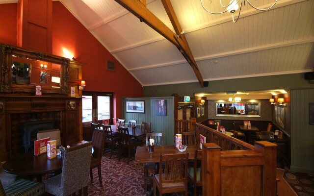 Premier Inn Chester Central North