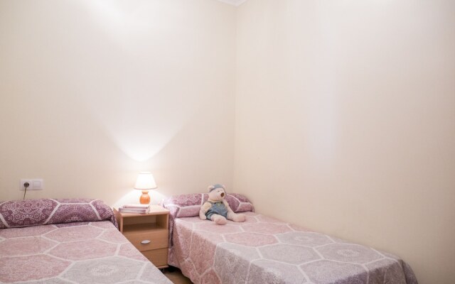 Marineu Los Almendros