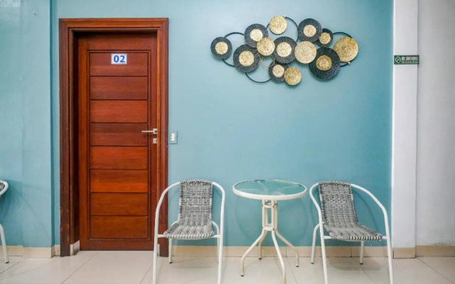 RedDoorz near Hermes Place Polonia Medan