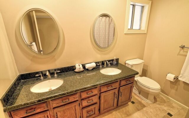 Just Listed! Kierland Home w Htd Pool and Hot tub