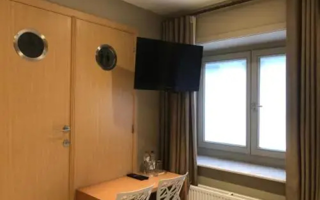 Hotel Duivels Paterke Harelbeeksestraat 29, 8500 Kortrijk