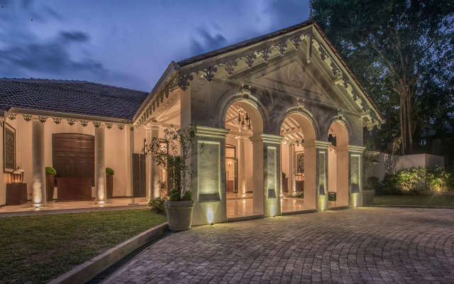 Residence by Uga Escapes