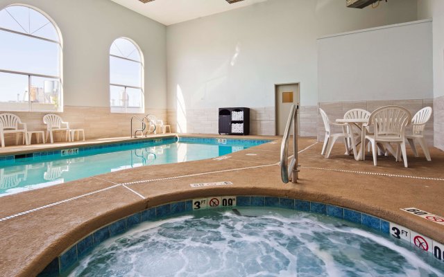 Surestay Hotel By Best Western Albuquerque Midtown