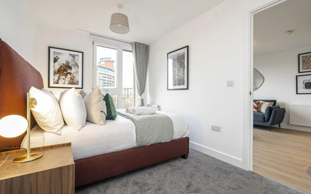 Chic Apartment Near City Centre
