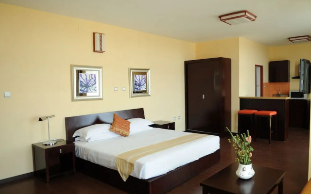 Desty  Hotel