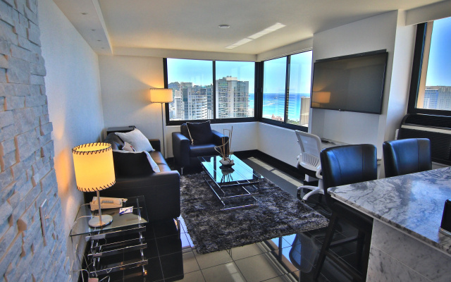 Holiday Inn Express Waikiki