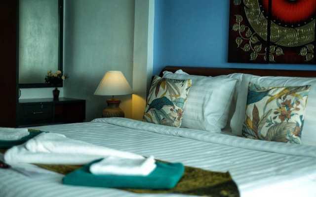 Koh Chang Cliff Beach Resort