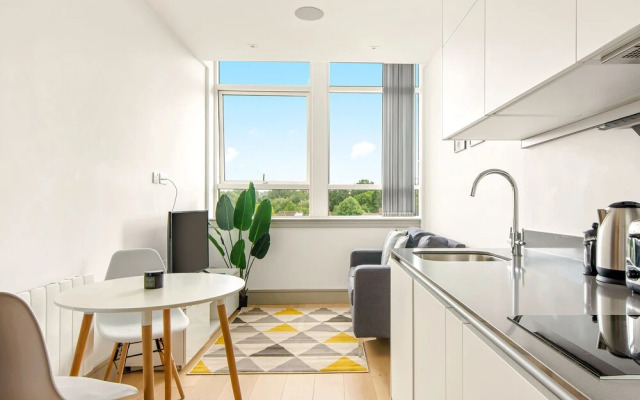 Comfy One Bedroom Apartment in Harrow